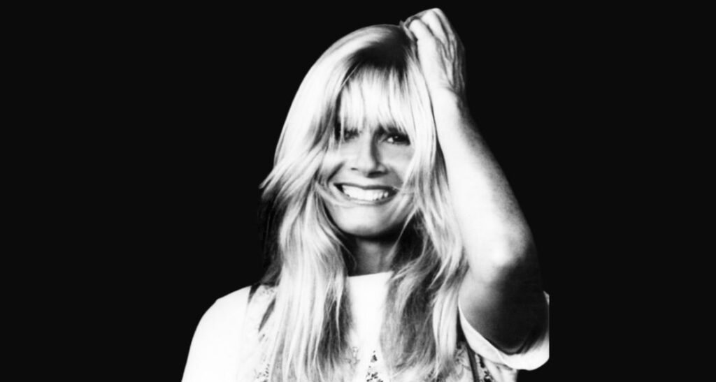 Bette Davis Eyes Lyrics Meaning: Kim Carnes’ Seductive Hit